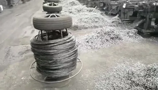 Clous en tôle ondulée de haute qualité Clou de toiture à tête de parapluie torsadé et rond